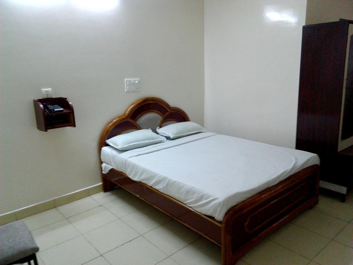 Sahasra Residency Hotel Haidarábád Kültér fotó