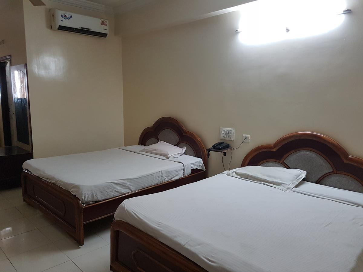 Sahasra Residency Hotel Haidarábád Kültér fotó