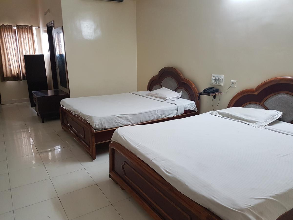 Sahasra Residency Hotel Haidarábád Kültér fotó